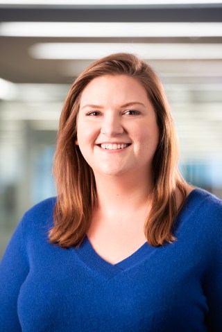 Download Claire Gecewicz's photo